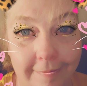 Meet your Posher, Tara